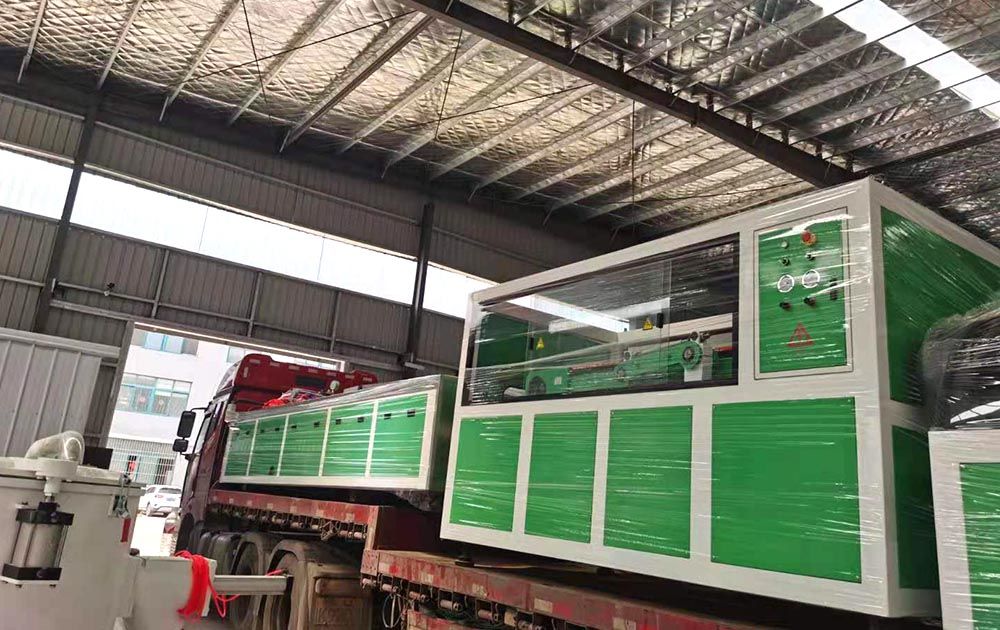 _0001_f3df42a9d3292007bb3e37f6b46dff3