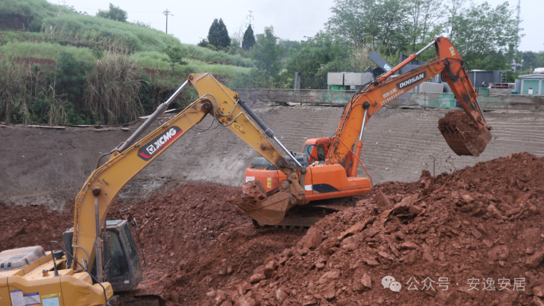 jk黑色丝袜美女被网站