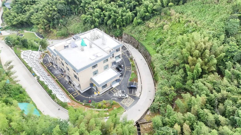 jk黑色丝袜美女被网站